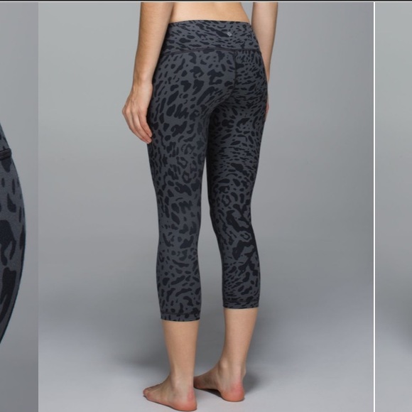 lululemon athletica Pants - LULULEMON Wunder Under Crop Leggings size 6